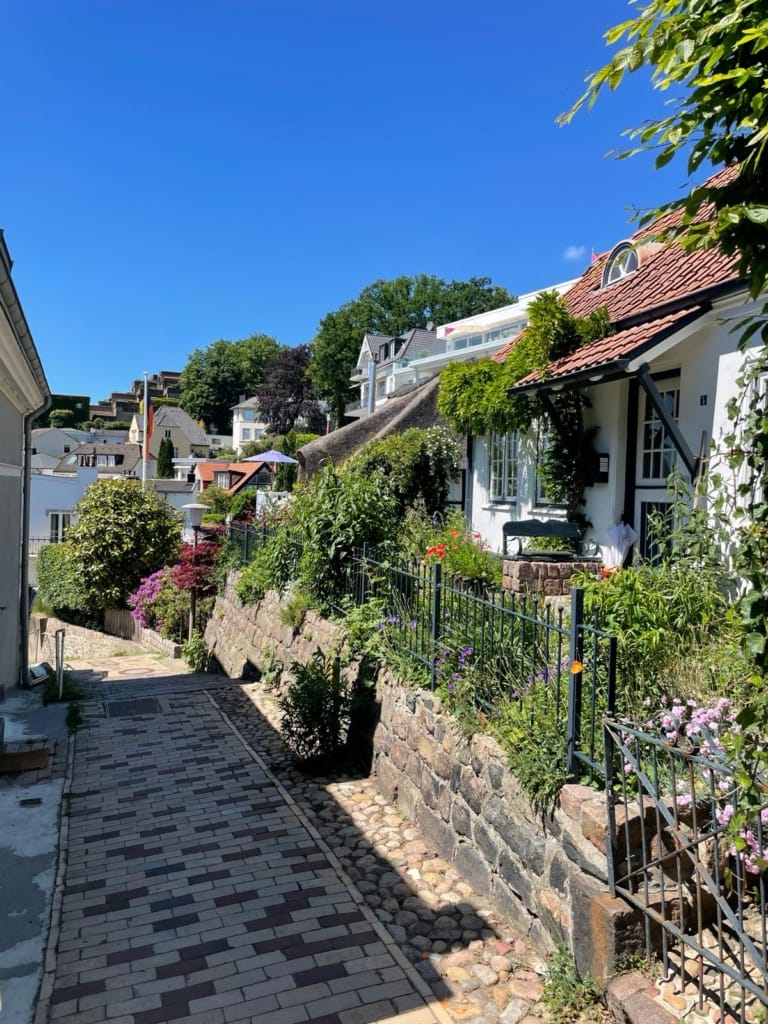Entdecken Sie das Blankeneser Treppenviertel: Ein einzigartiges Wohnparadies in Hamburg 3